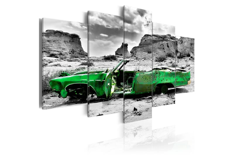 Bilde Green Retro Car At Colorado Desert 100x50 - Finnes i flere størrelser - Innredning - Plakater & posters - Lerretsbilder