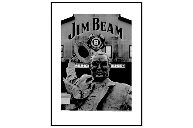 Jim Beam Clermont Kentucky B&W Foto Hvit/Svart - 61x91 cm - Interiør - Maleri & posters - Posters - Kjøkkenbilder