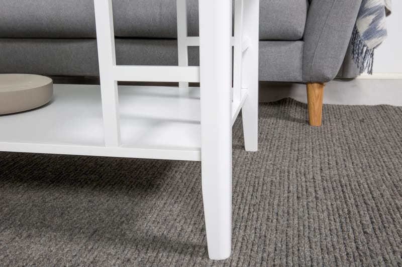 Sofabord Piteå 130 cm med Oppbevaringshylle Hvit - Hvit - Møbler - Bord - Sofabord