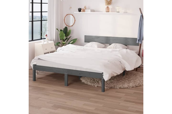Sengeramme grå heltre furu 140x200 cm - Grå - Møbler - Senger - Sengeramme & sengestamme