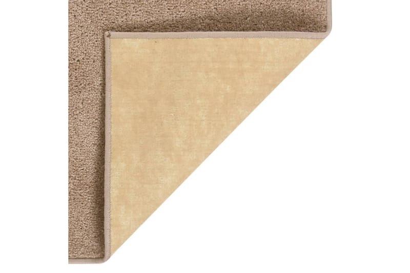 Teppe med kort luv 120x170 cm brun - Brun - Tekstiler & tepper - Teppe & matte - Utendørs tepper - Plasttepper