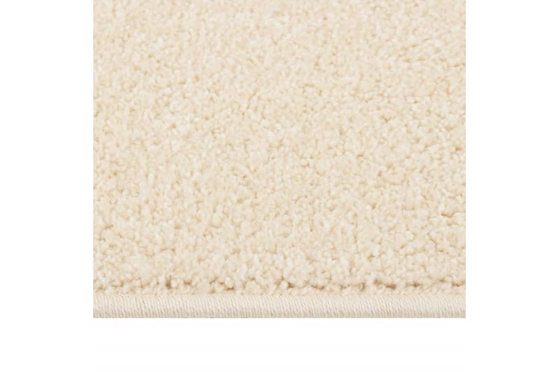 Teppe med kort luv 140x200 cm kremhvit - Krem - Tekstiler & tepper - Teppe & matte - Utendørs tepper
