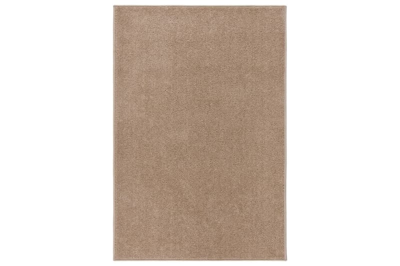 Teppe med kort luv 160x230 cm brun - Brun - Tekstiler & tepper - Teppe & matte - Utendørs tepper - Plasttepper